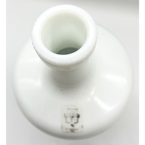 Provender Milk Glass Juice bottle Made in Italy 1984 Vintage Farmhouse Decor - Picture 4 of 5